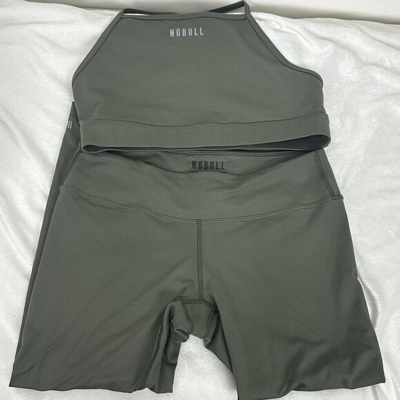 NoBull Womens Matte High Neck Sports Bra And Crop Legging 21" Set M/L Army Green - Picture 3 of 13